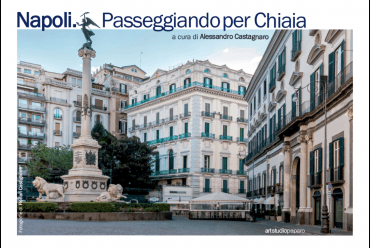 Passeggiata tra i palazzi di Chiaia